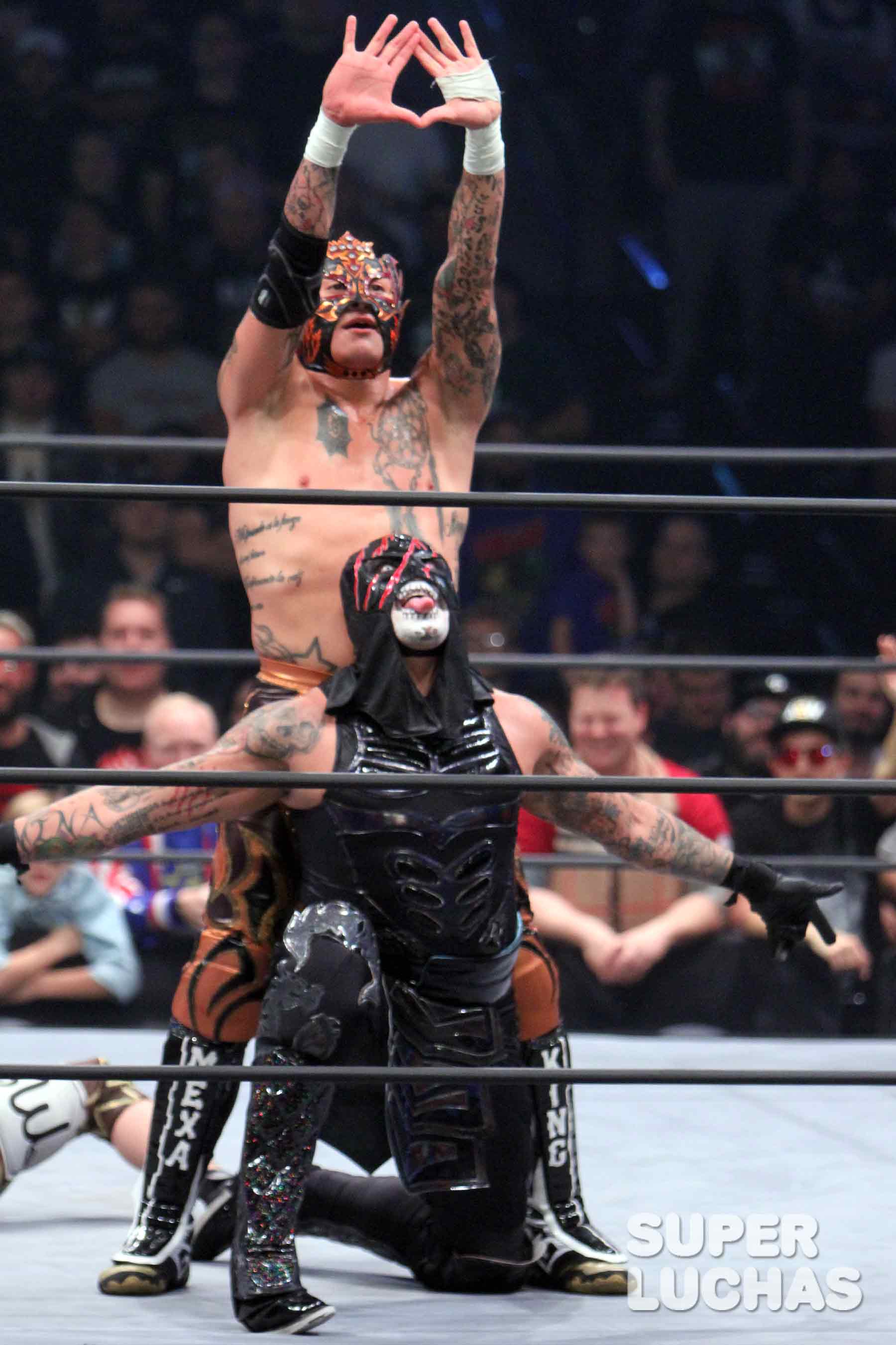 AEW en Philadelphia: Galería fotográfica de George Tahinos 12 AEW Dynamite en Philadelphia
