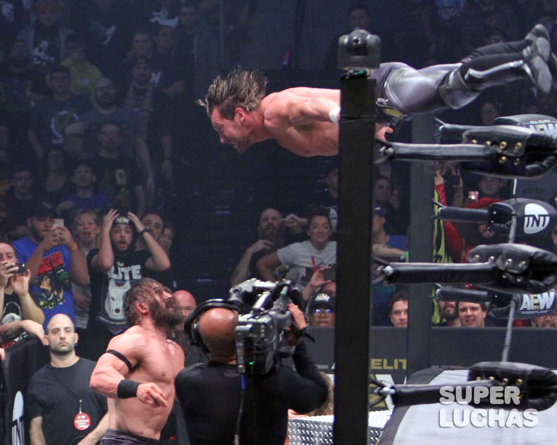 AEW en Philadelphia: Galería fotográfica de George Tahinos 16 AEW Dynamite en Philadelphia