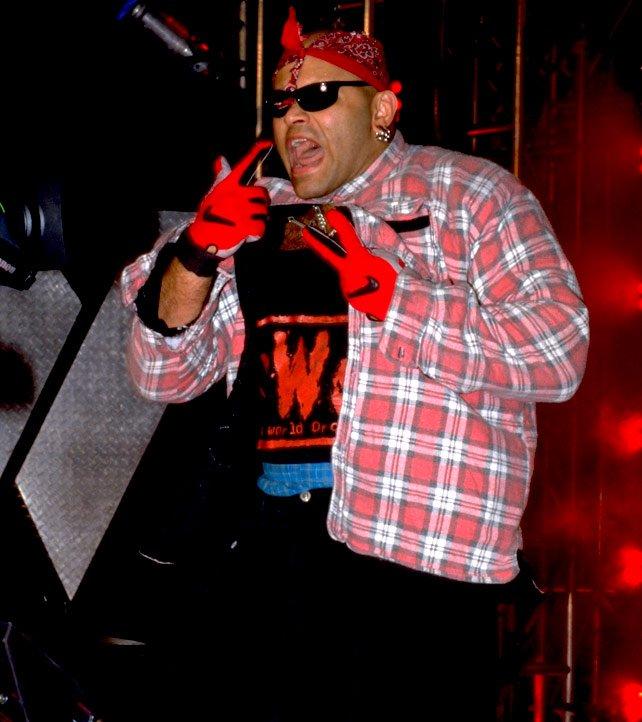 Vampiro: "Tomemos el control de AAA, acabemos a Konnan" 5 Vampiro vs Konnan