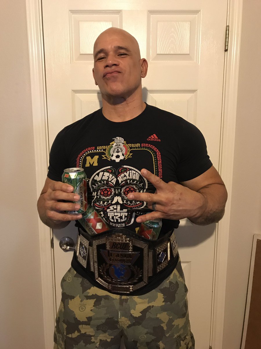 EXCLUSIVA: Hernández: "TNA quería que ganara el Megacampeonato AAA" 2 Entrevista con Hernández
