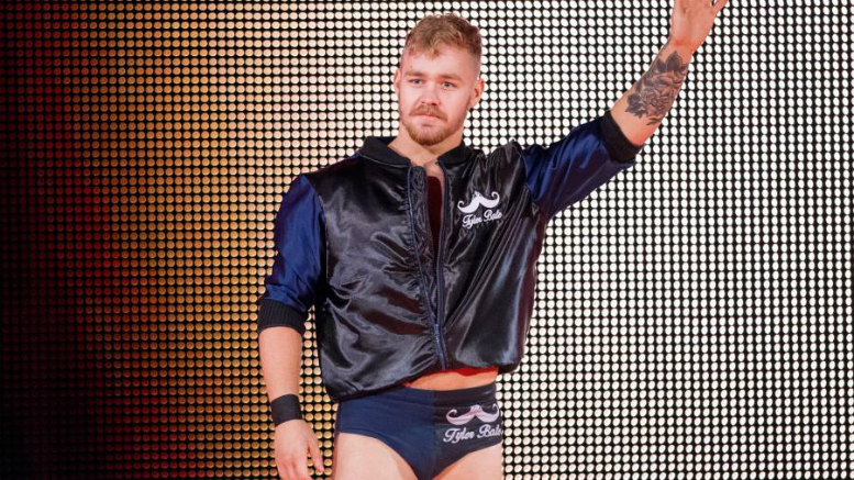 Tyler Bate vuelve a maravillar al Universo WWE con otra lucha 2 Tyler Bate