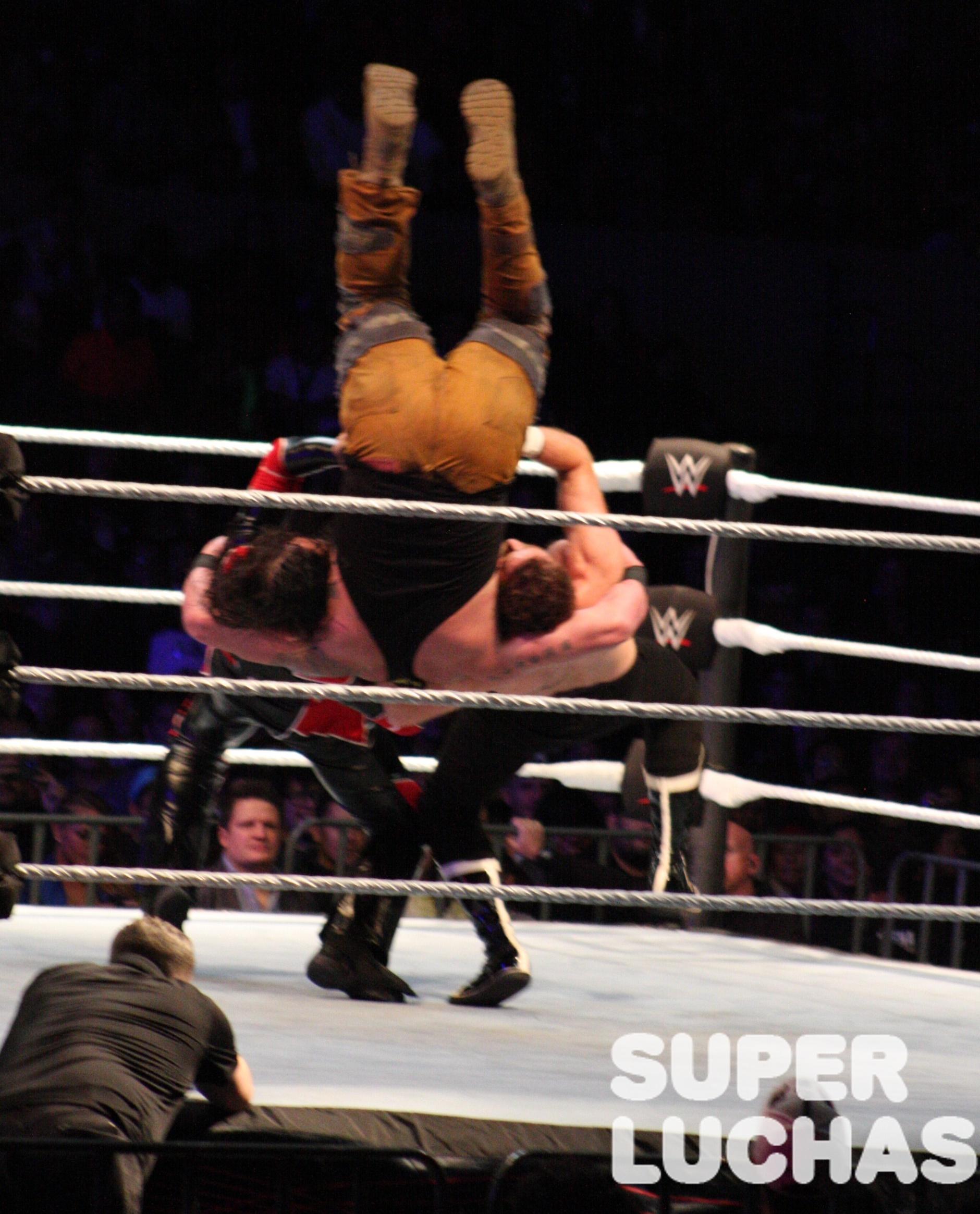 WWE en México: Galería y resultados 30/11/19 26 WWE en México: Galería y resultados 30/11/19 24