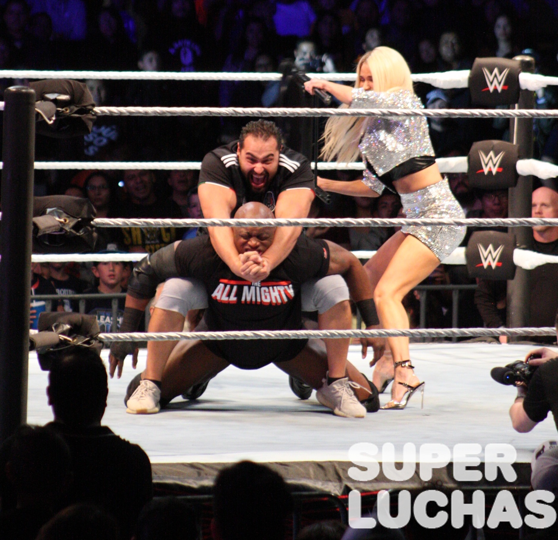 WWE en México: Galería y resultados 30/11/19 36 WWE en México: Galería y resultados 30/11/19 34