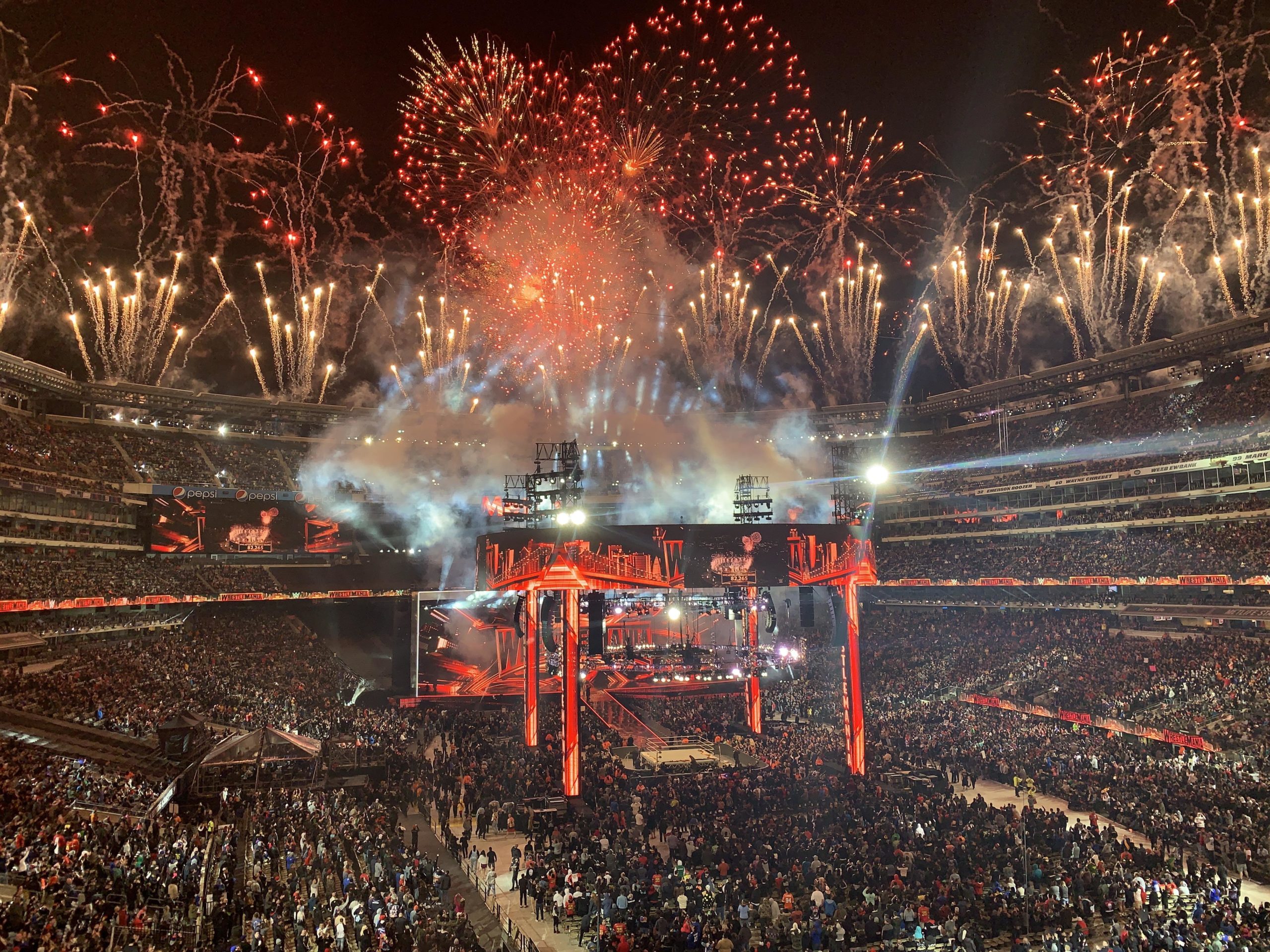 Kofi Kingston, al borde de llanto al recordar cuando ganó el Campeonato WWE 3 WWE WrestleMania 35 (MetLife Stadium, East Rutherford, New Jersey - New York) / Photo by: Howitto - Wikipedia.org Kofi Kingston se emociona