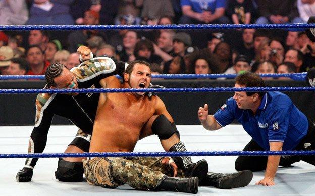 La rivalidad Street Profits vs. Viking Raiders y sus reminiscencias con