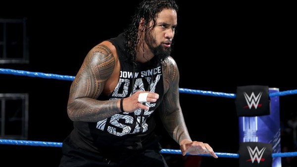 Jimmy Uso sufrió una lesión