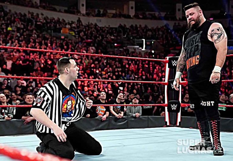 Kevin Owens referi