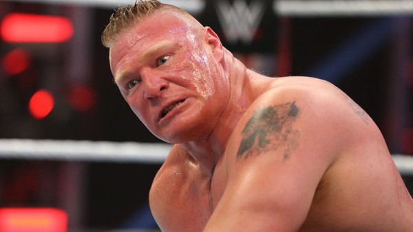 ¿Porqué Brock Lesnar no aparece en la televisión de WWE?