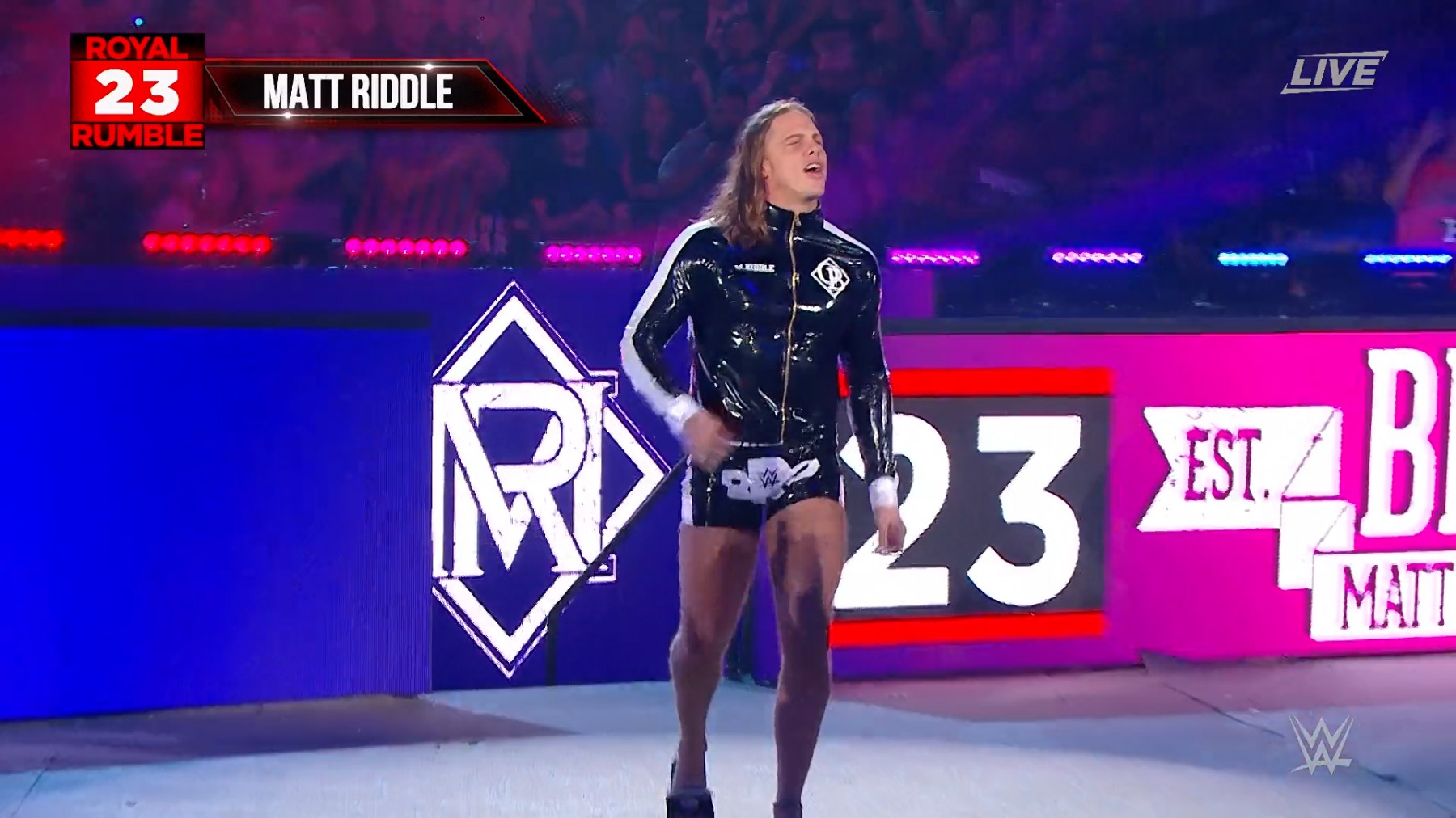 Booker T aconseja a Matt Riddle: "Te falta un par de botas" 2 Matt Riddle Booker T aconseja a Matt Riddle
