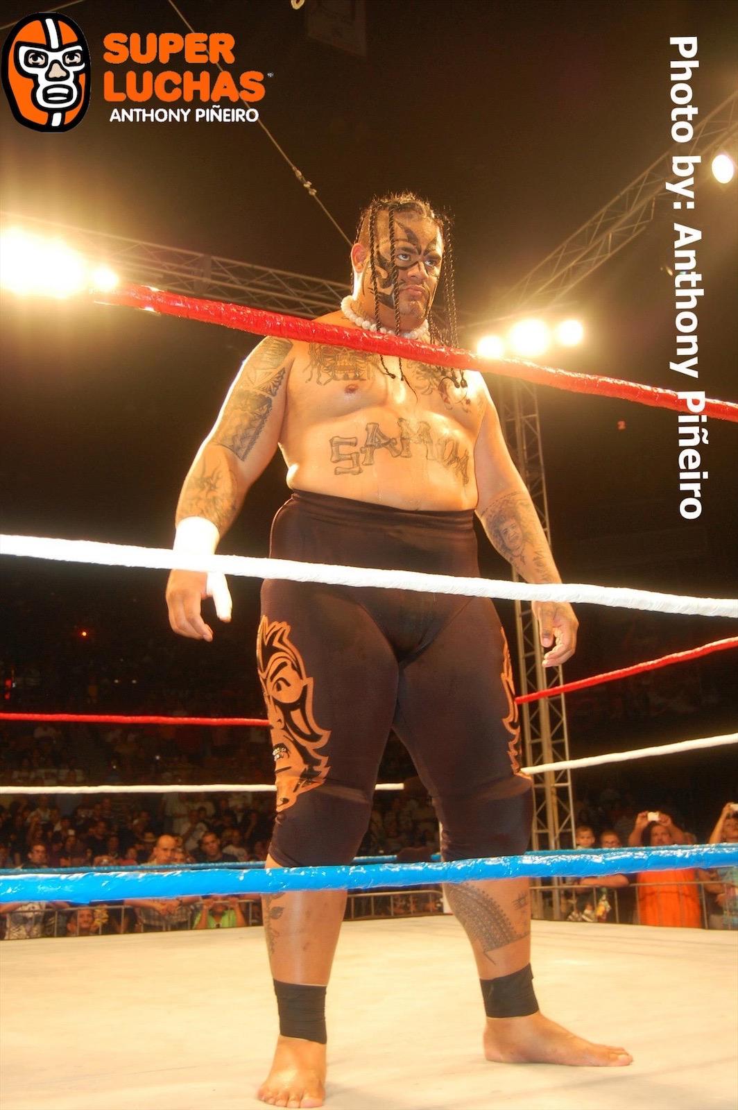 WWC presenta en su totalidad Aniversario 2009 - Máscara vs Cabellera entre Ray Gonzalez y La Pesadilla (Epico) 1 WWC presenta en su totalidad Aniversario 2009 - Máscara vs Cabellera entre Ray Gonzalez y La Pesadilla (Epico) 1