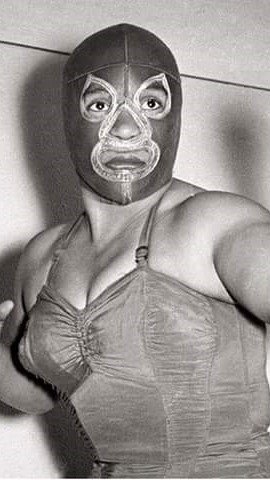 Magdalena Caballero, La Dama Enmascarada Magdalena Caballero, La Dama Enmascarada