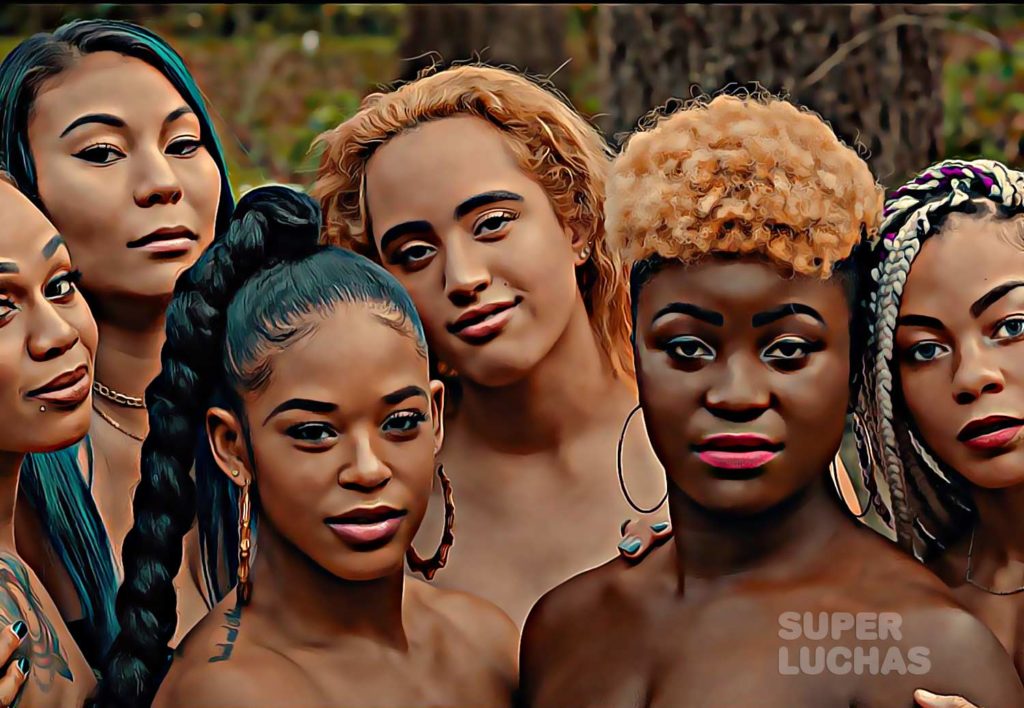 Bianca Belair y mujeres NXT