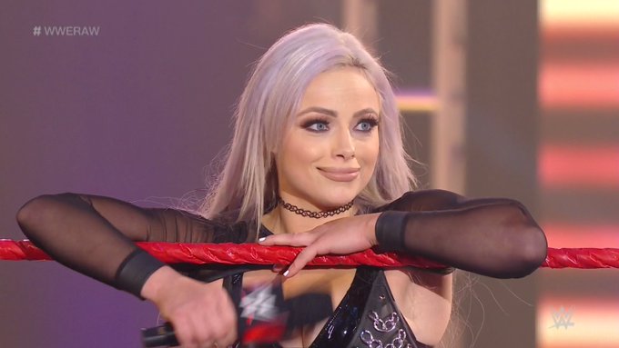 Liv Morgan publicó varios mensajes crípticos en Twitter 4 publicaciones de Liv Morgan