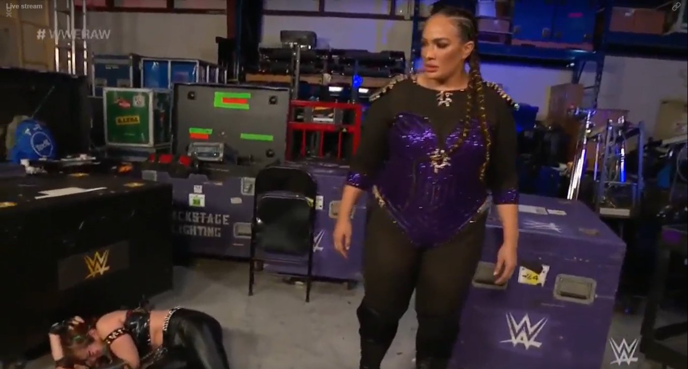 Nia Jax vs. Kairi Sane: así editó WWE la lesión de la japonesa 1 Nia Jax vs Kairi Sane
