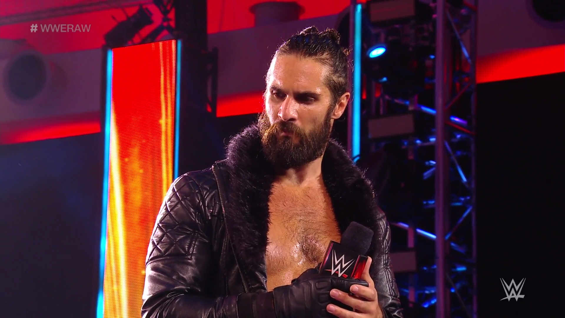 Seth Rollins como Monday Night Messiah