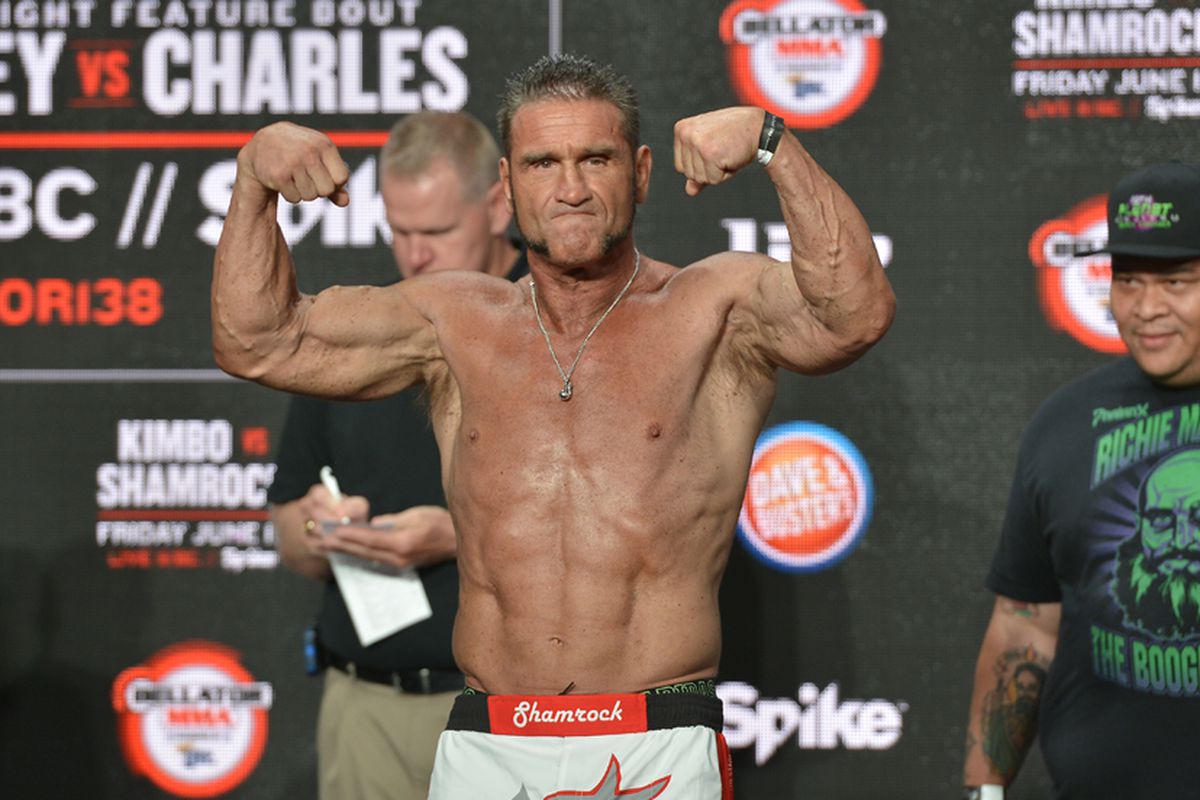 Podría volver Ken Shamrock a WWE