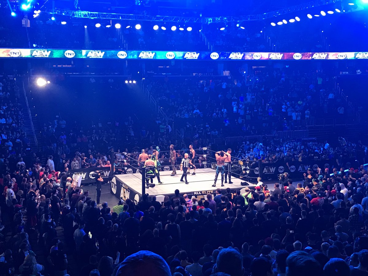Luchas no televisadas AEW