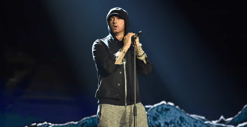 Eminem Signed An Agreement With Wwe And Will Do All This In 2019 Superfights eminem signed an agreement with wwe and