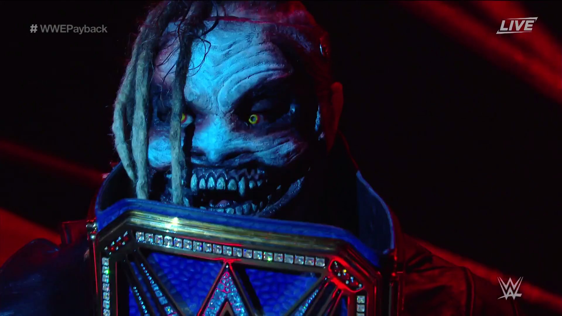 The Fiend Bray Wyatt como Campeón Universal WWE en el PPV WWE Payback 2020 (30/08/2020) / WWE