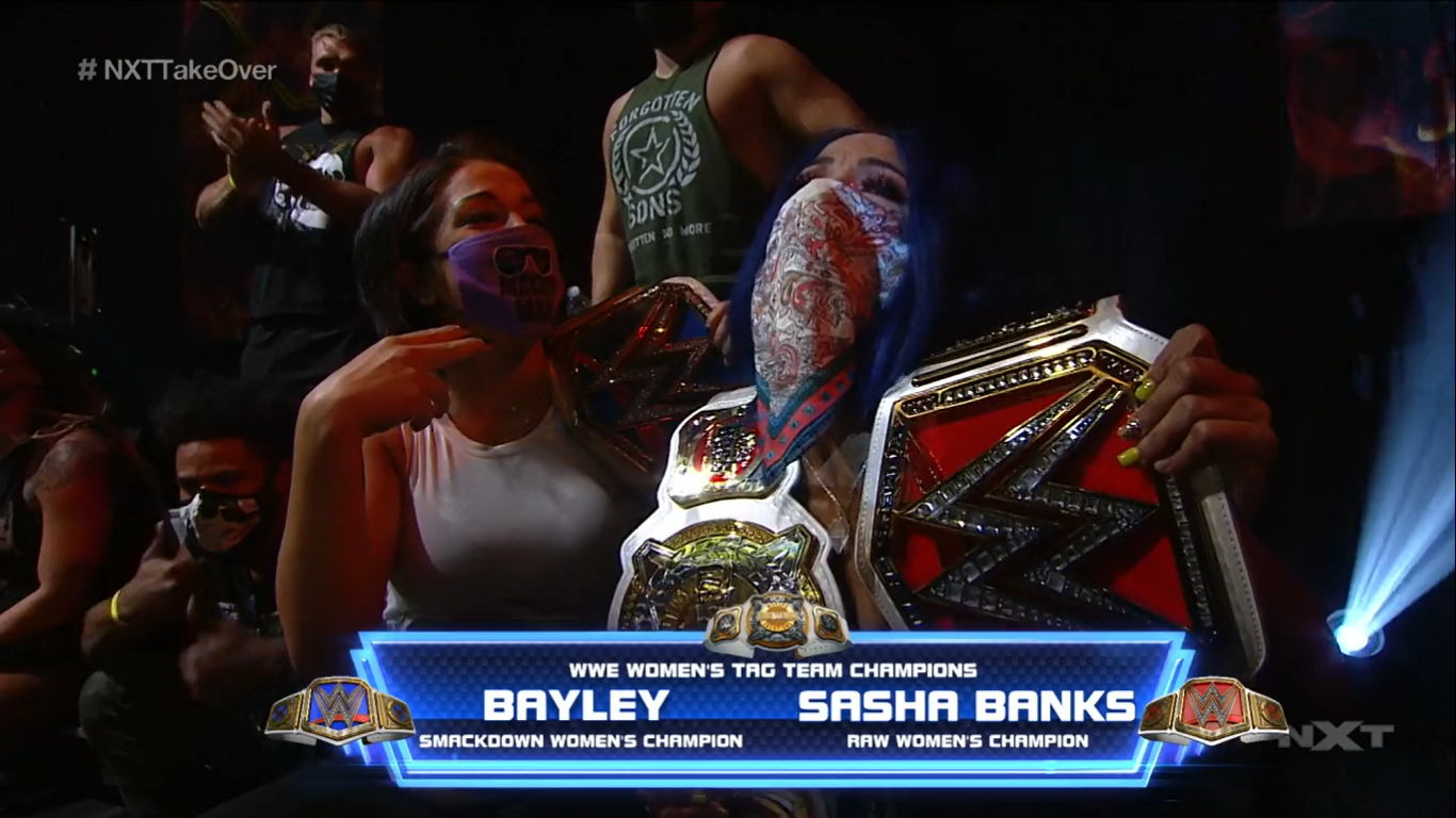 Bayley y Sasha Banks - NXT TakeOver XXX