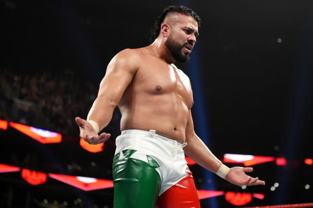 Andrade en WWE RAW - WWE