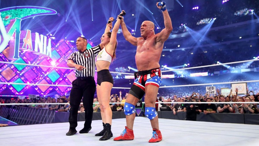 Mark Henry Compara A Ronda Rousey Con Michael Jordan Y Magic Johnson 