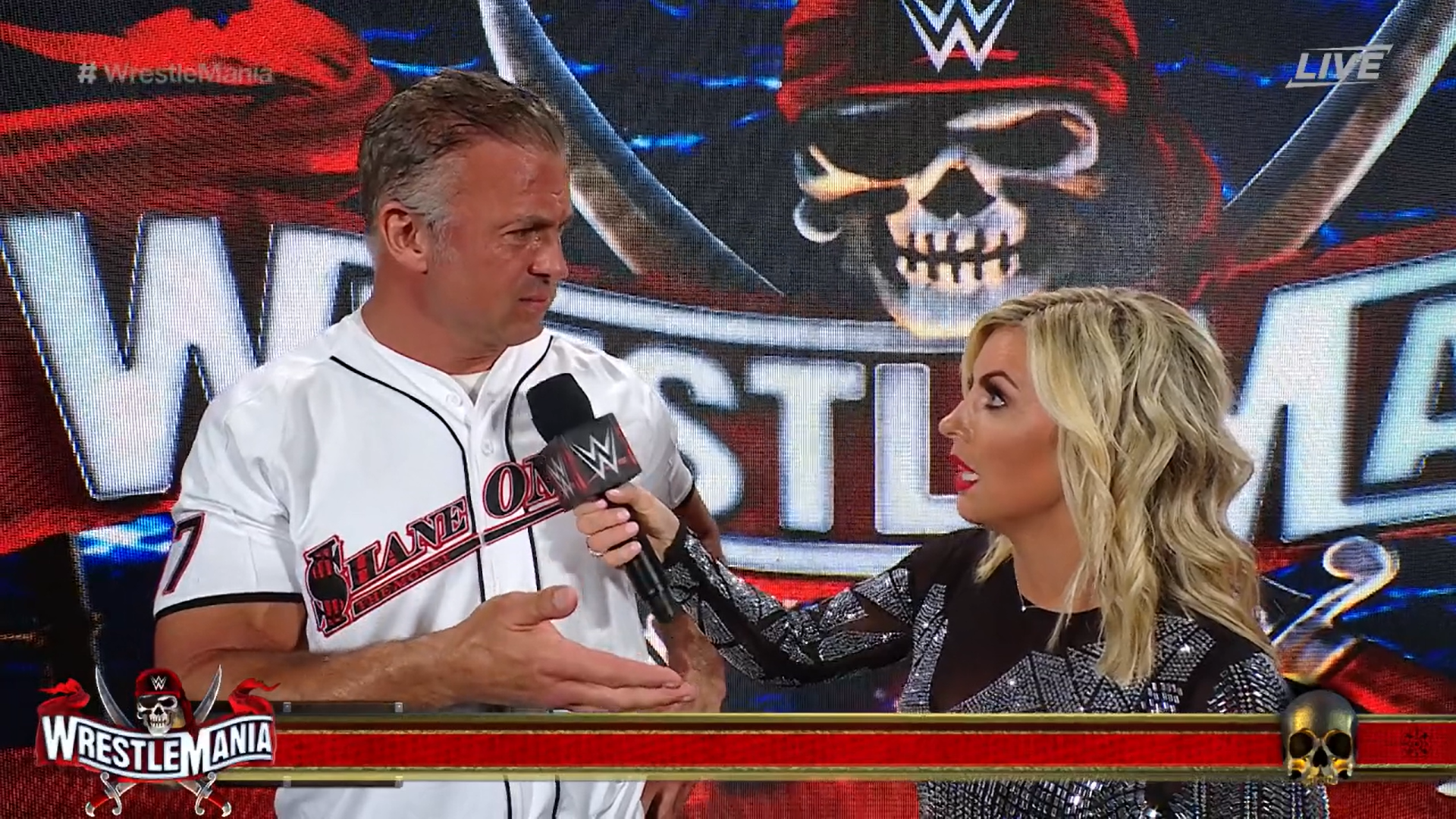 shane mcmahon y sarah schreiber wrestlemania 37