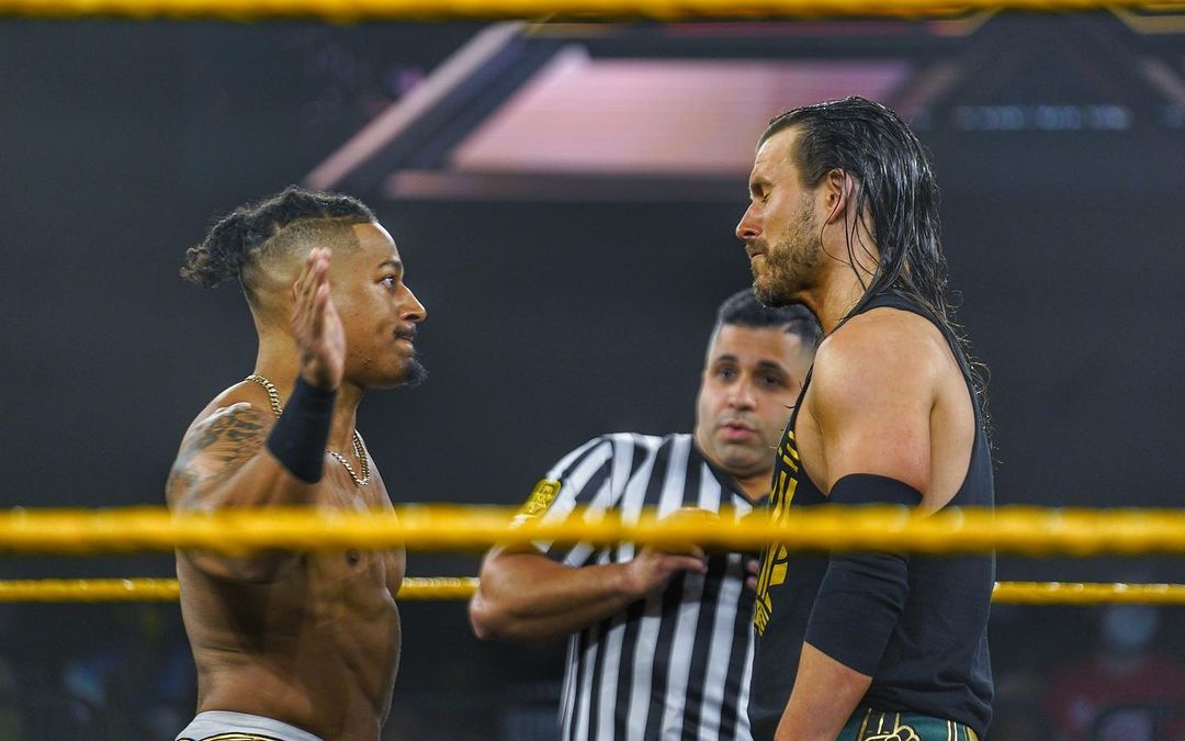 Carmelo Hayes abofetea a Adam Cole en NXT (22/06/2021) / WWE