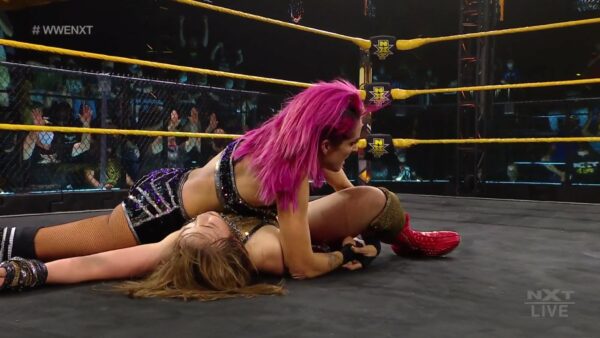 Dakota Kai vence a Sarray en WWE NXT (10/08/2021) / WWE