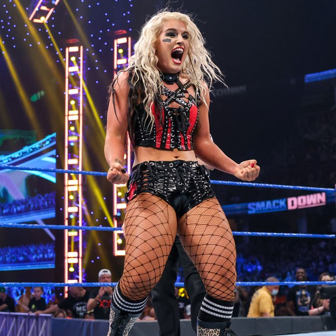 Britt Baker quiere enfrentarse a Toni Storm en AEW