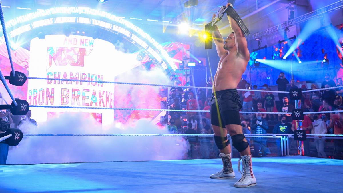 Bron Breakker como Campeón NXT