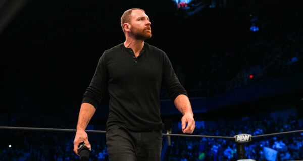 Jon Moxley en su regreso a AEW en 2022