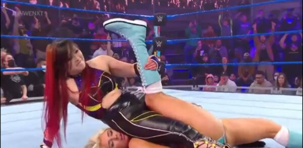 io shirai y tiffany stratton nxt 25 de enero 2022