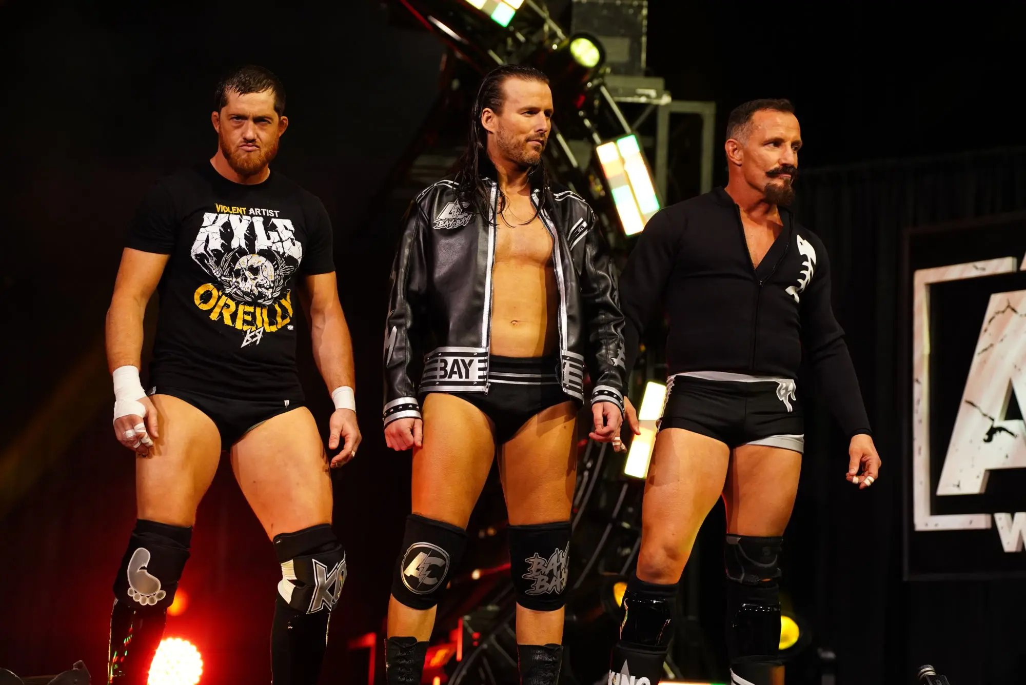 Kyle O'Reilly, Adam Cole y Bobby Fish