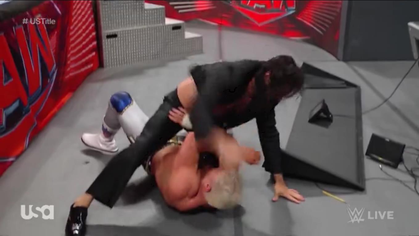 Seth Rollins y Cody Rhodes - WWE Raw 9 de mayo 2022