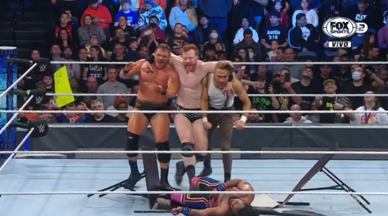 Sheamus, Ridge Holland y Butch - WWE SmackDown 6 de mayo 2022