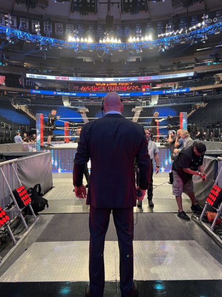 Triple H se estrena como director y líder del equipo creativo de WWE en WWE Raw (25/07/2022) / Twitter.com/BrandoLightShed Triple H se estrena como director y líder del equipo creativo de WWE en WWE Raw (25/07/2022) / Twitter.com/BrandoLightShed