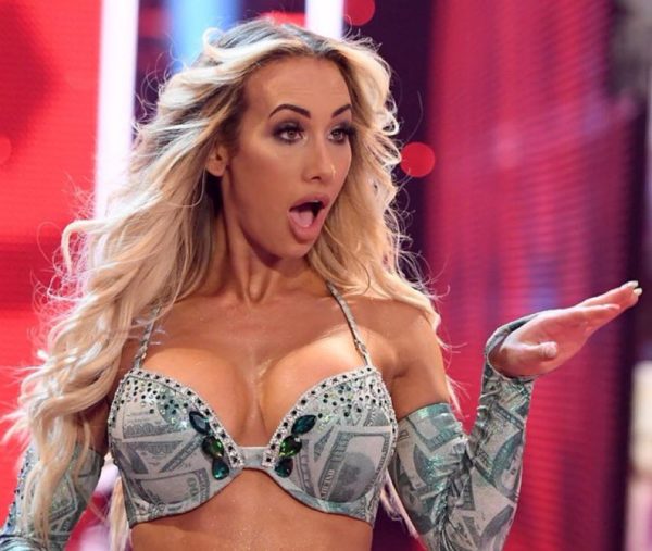 Carmella en WWE Raw / WWE Carmella en WWE Raw / WWE