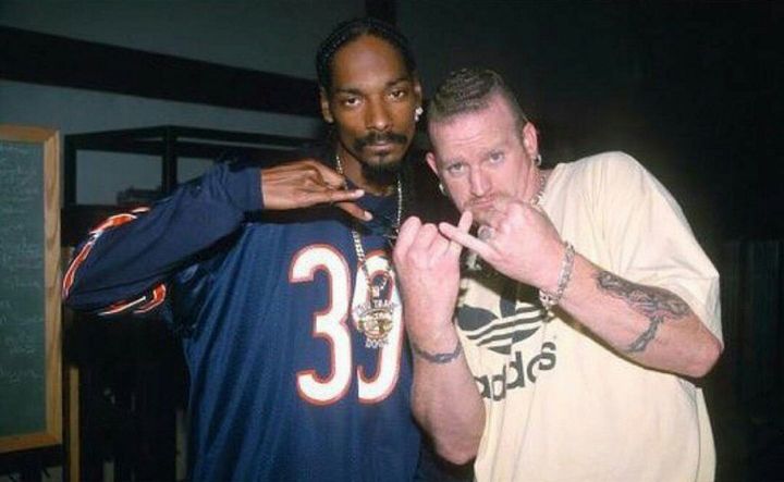Snoop Dogg y "Road Dogg" Brian James / WWE