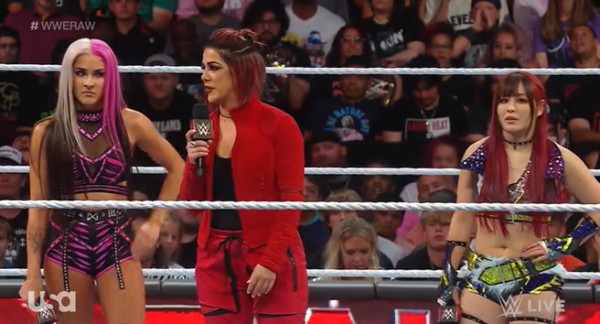 Bayley, Dakota Kai e Iyo Sky - WWE RAW