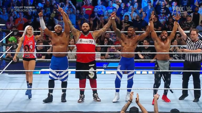 B-FAB, Angelo Dawkins, Top Dolla, Montez Ford y Ashante "Thee" Adonis de The Street Profits y Hit Row en WWE SmackDown (09/09/2022) / WWE