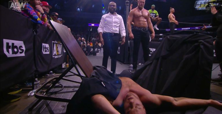 Moxley Retiene Ante Penta The Firm Atac A MJF Superluchas