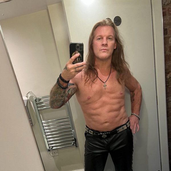 Chris Jericho celebra sus 52 anos en gran forma fisica 09 de noviembre de 2022 ChrisJerichoFozzy