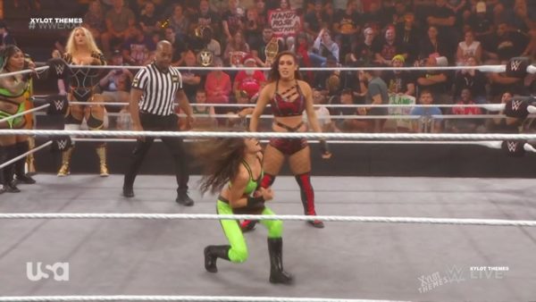Katana Chance y Jacy Jayne en WWE NXT 29 de noviembre 2022 Katana Chance y Jacy Jayne en WWE NXT 29 de noviembre 2022