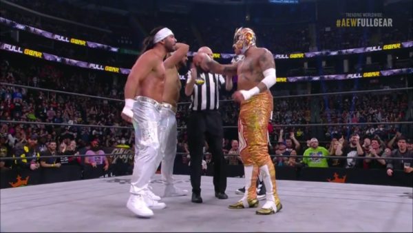 Rey Fenix y The Young Bucks en Full Gear 2022 Rey Fenix y The Young Bucks en Full Gear 2022