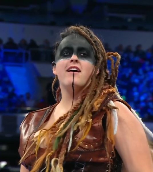 Sarah Logan regresa a WWE en SmackDown (11 de noviembre de 2022) / WWE