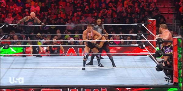 Alpha Academy vs The OC en WWE RAW 19 de diciembre 2022