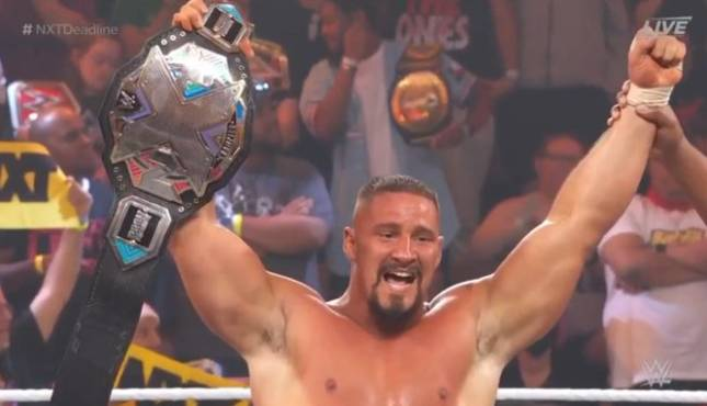 Bron Breakker como Campeón NXT en NXT Deadline (10 de diciembre de 2022) / WWE