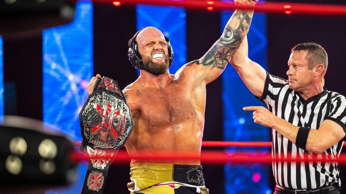 Josh Alexander como Campeon Mundial Impact Josh Alexander como Campeon Mundial Impact