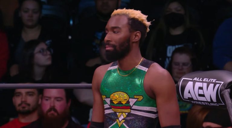 Cheeseburger en AEW Cheeseburger en AEW